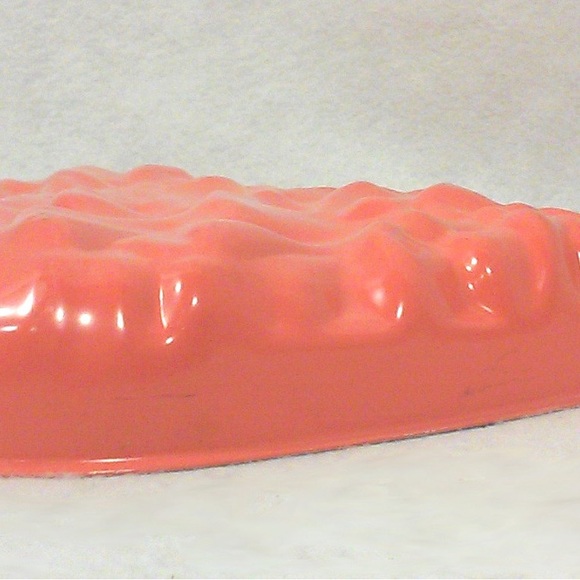 Vintage Orange Christmas Tree Cake Pan Jello Mold - Picture 3 of 4